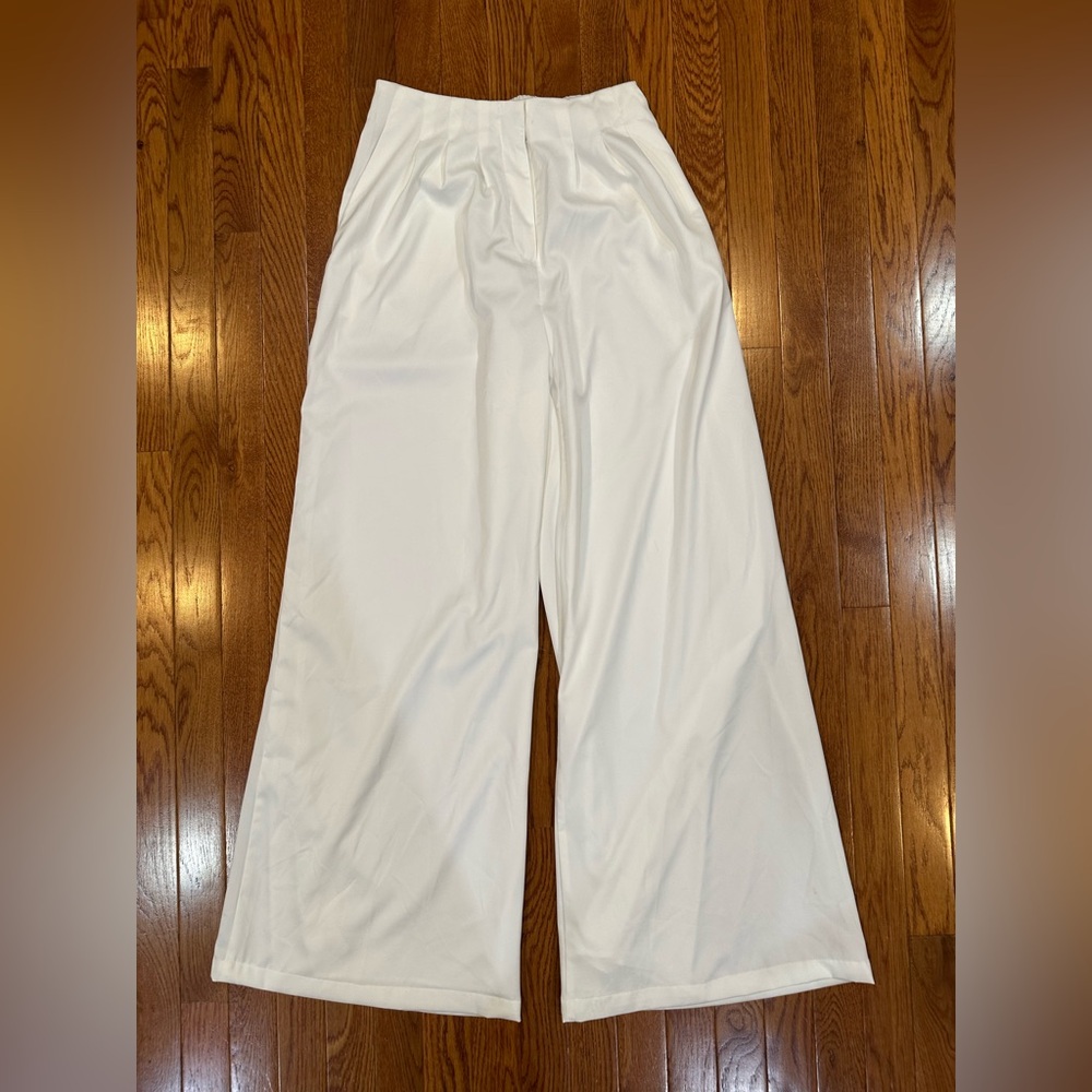 Do + Be white high rise wide leg dress pants women’s small EUC